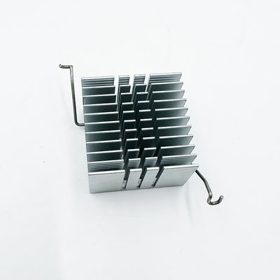 رادیاتور شیاردار فلزی سینک حرارتی ورق آلومینیومی قطعات ماشینکاری CPU CPU