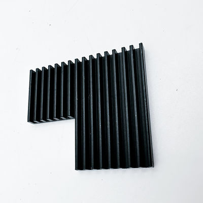 هیت سینک سیاه آنودایز شده قطعات ماشینکاری CNC آلومینیومی برای چراغ های ال ای دی کاشت گلخانه