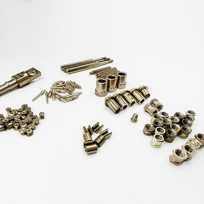 پیچ های برنجی سفارشی / قطعات برنجی CNC چرخانده شده 0.01mm-0.05mm